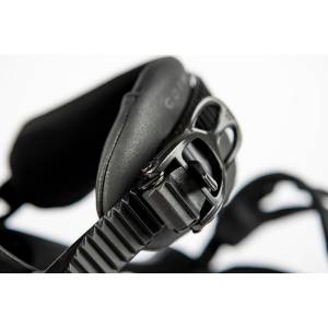 detalle strap fijacion snowboard Nitro COSMIC ULTRA BLACK