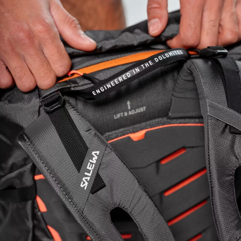 PUEZ 32+ 5 BACKPACK
