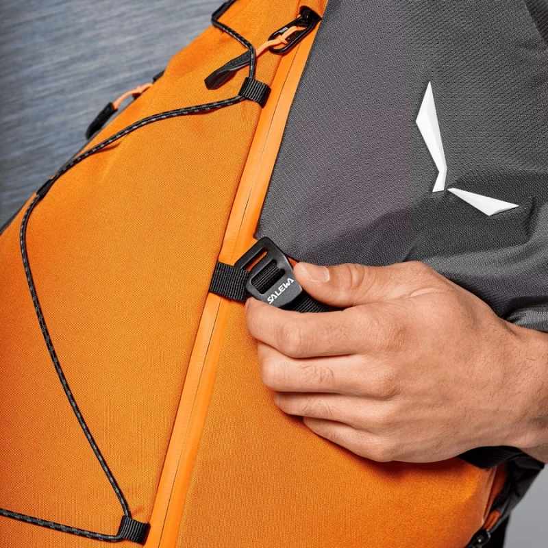 PUEZ 32+ 5 BACKPACK