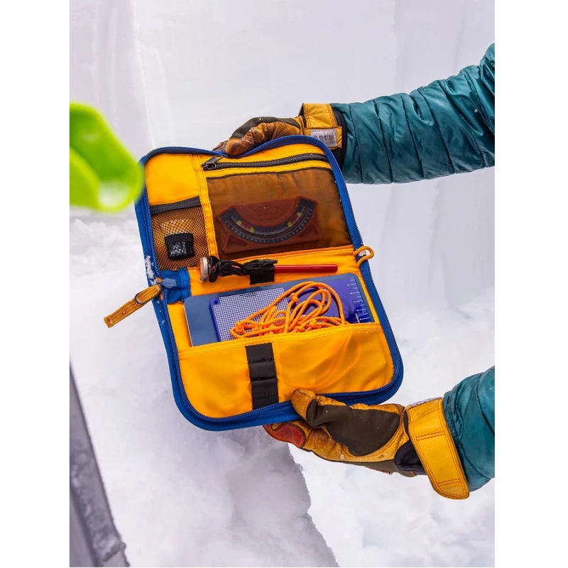 SNOW STUDY KIT