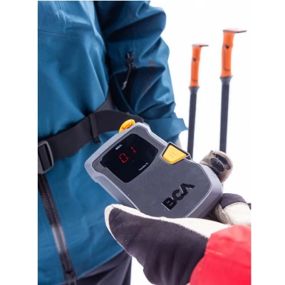 TRACKER S