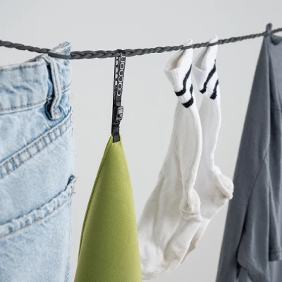 TRAVEL CLOTHESLINE