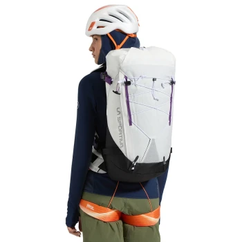 GRANITE 32 BACKPACK