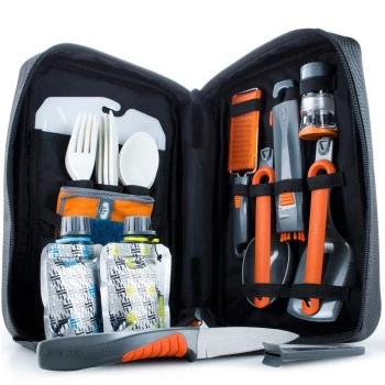 DESTINATION KITCHEN 24