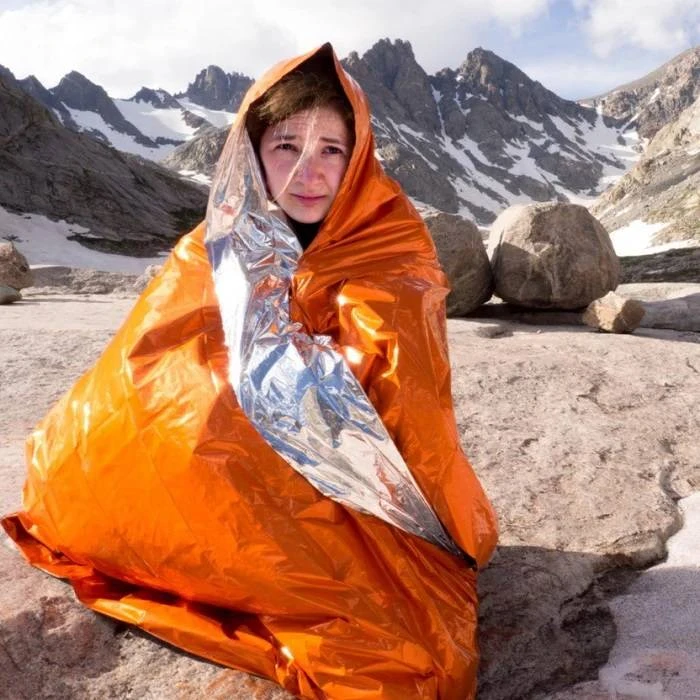 EMERGENCY BLANKET