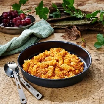 PÂTES BOLOGNAISE AU POULET ET AU FROMAGE