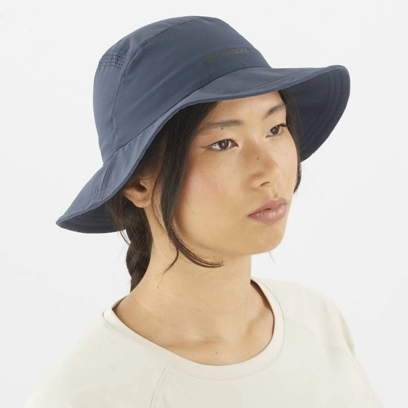 MOUNTAIN HAT