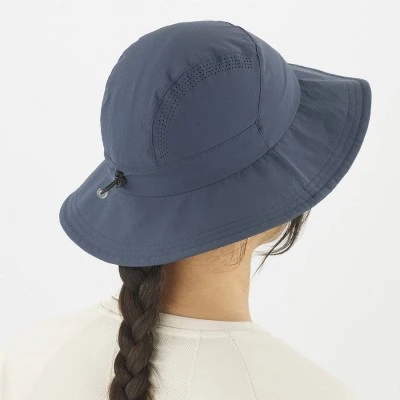 MOUNTAIN HAT